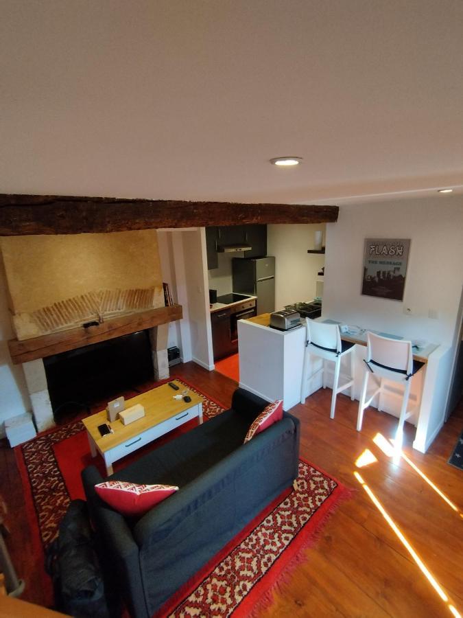 Apartamento Studio Duplex Au Coeur Du Quartier Historique! Bergerac Exterior foto